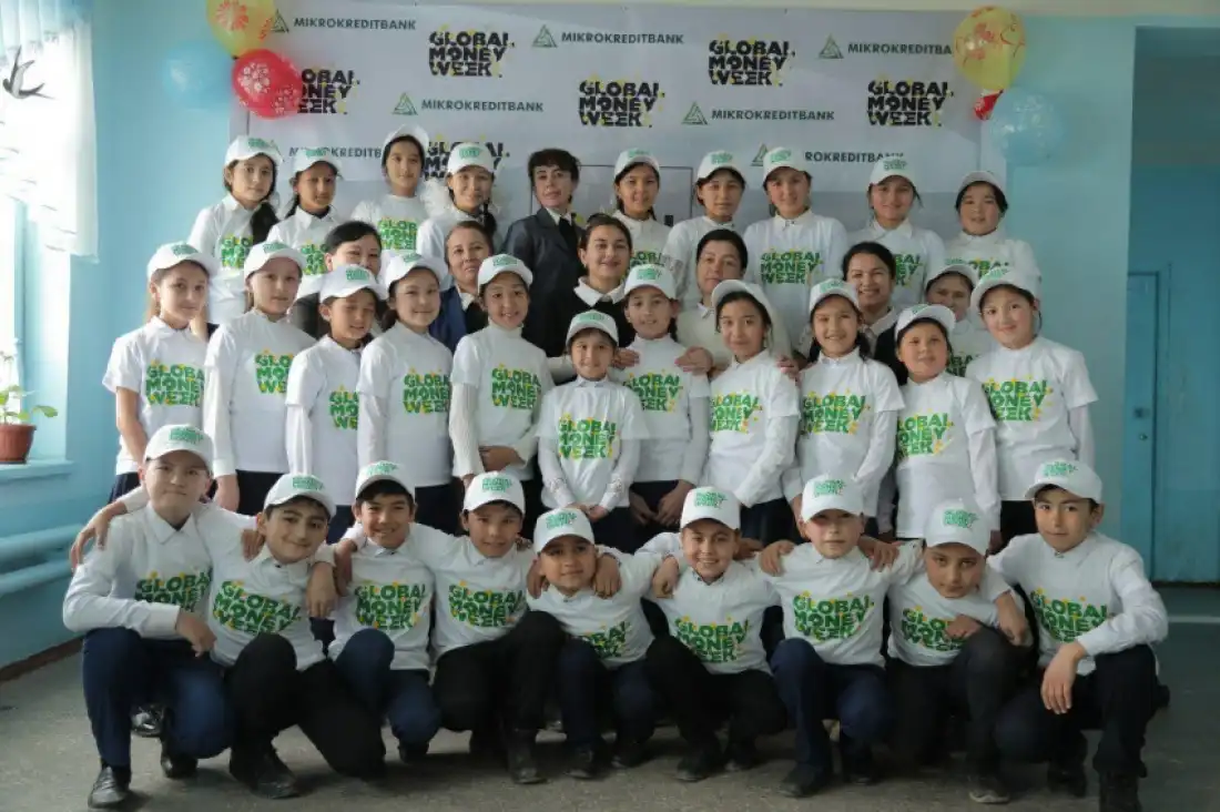 “Mikrokreditbank” yoshlarning moliyaviy savodxonligini oshirishda faol ishtirok etmoqda