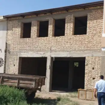 Qurilishi tugallanmagan maishiy xizmat koʻrsatish shahobchasi