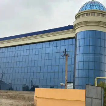 Sut va sutni qayta ishlash binosi va Mehmonxona binosi