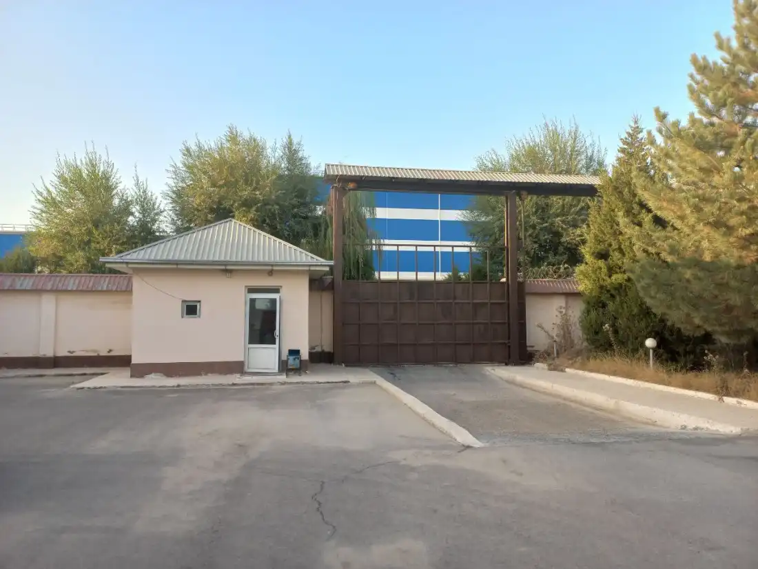 “Mikrokreditbank” balansiga qabul qilingan mazkur inshootning sotilishini maʼlum qilamiz