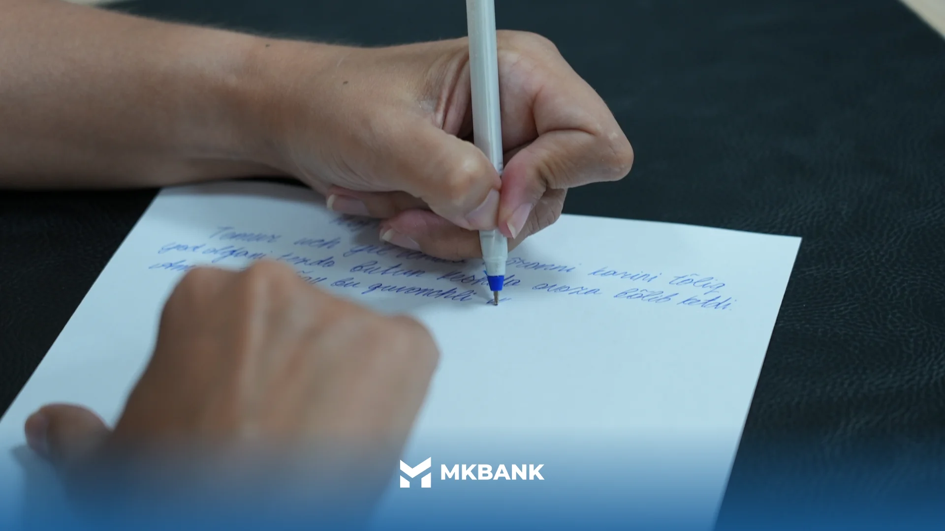 Frame 2131331343.png