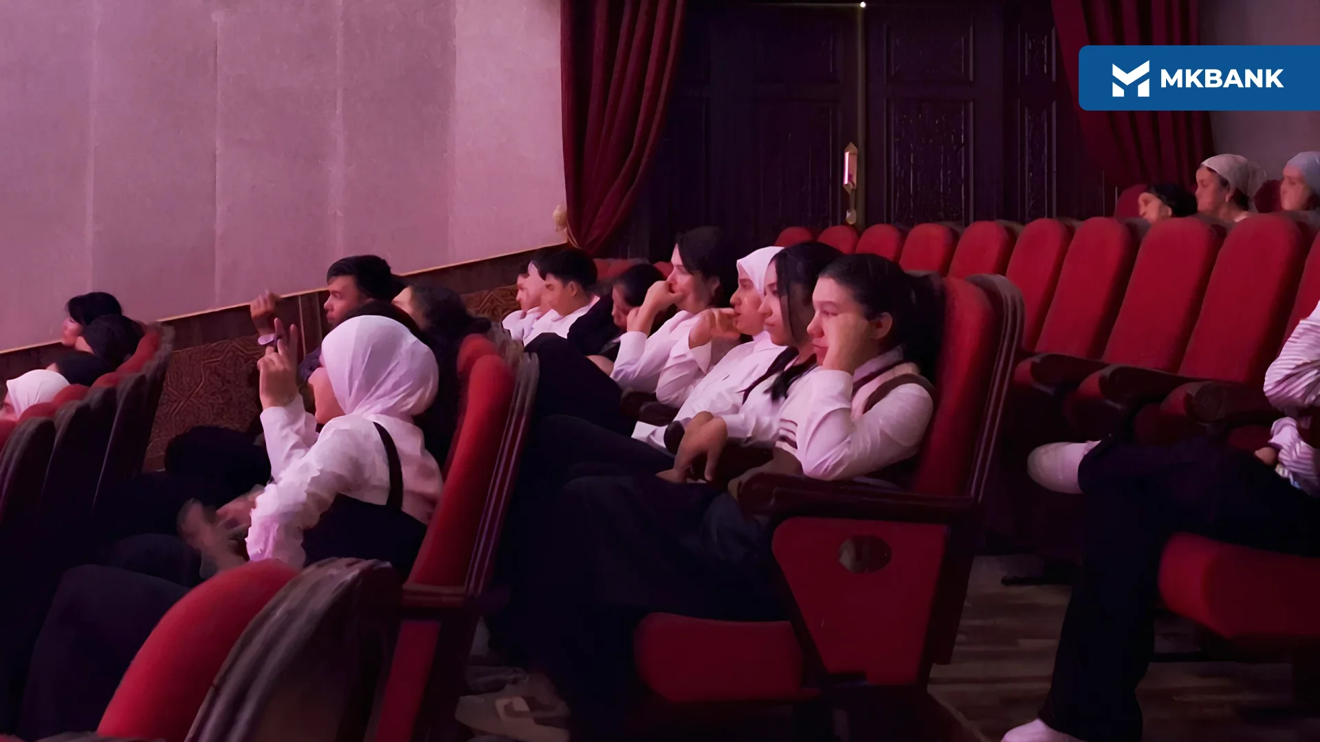 8 (100).png 8 (100).png